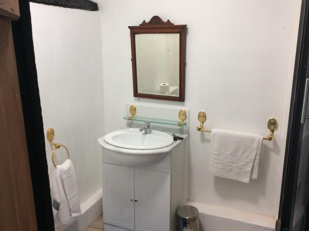 Swanhouse Bed and Breakfast Harwich Esterno foto